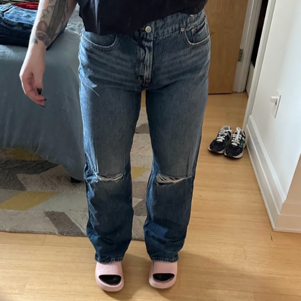 GOOD AMERICAN - Good 90's relaxed jean - size 8/29